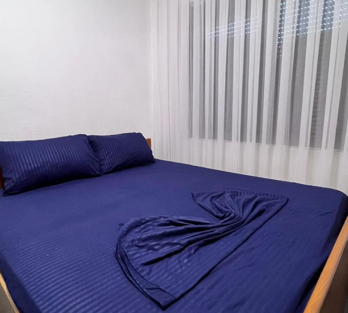 דורס Sunny Villa אלבניה
