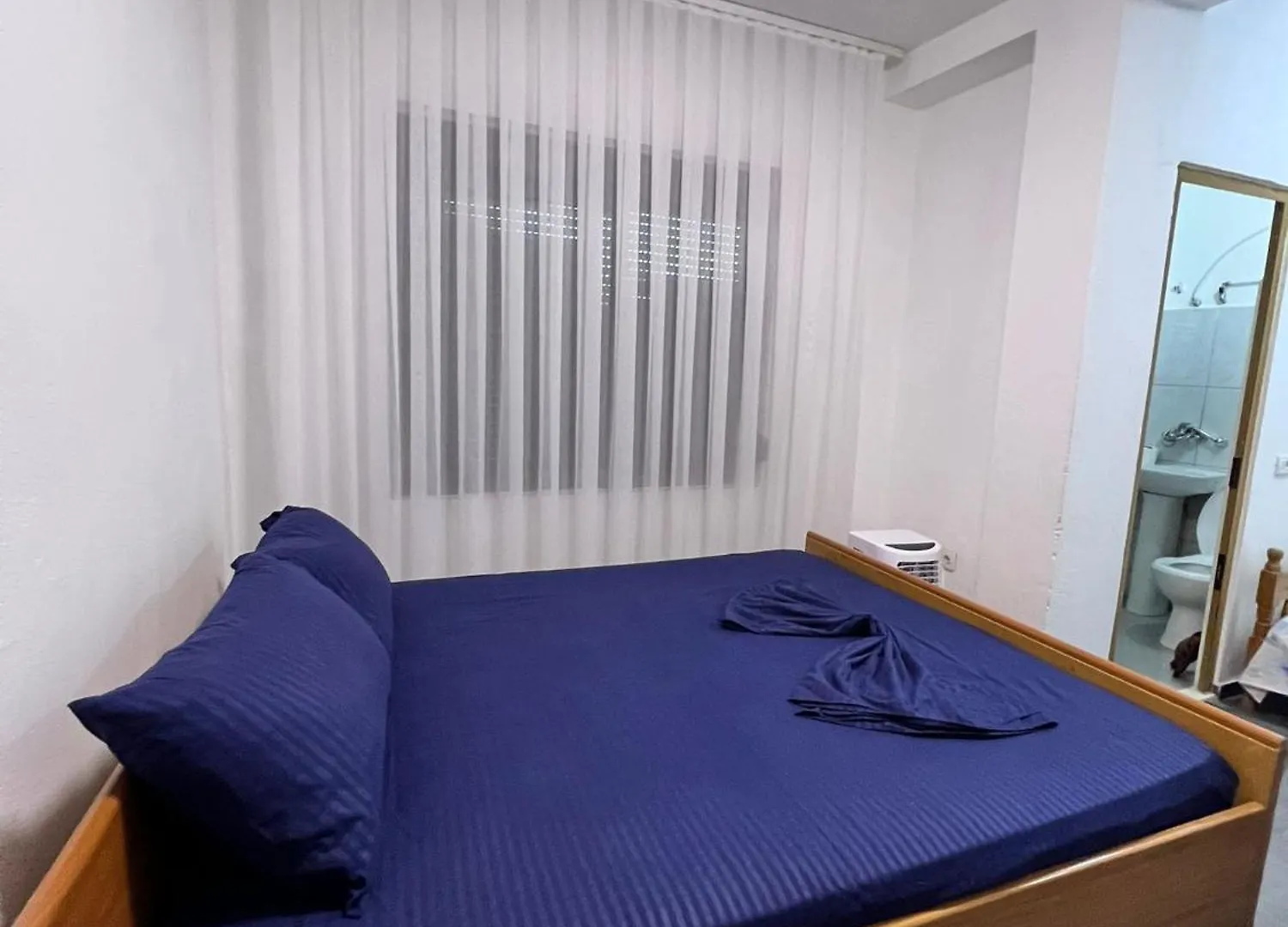 דורס Sunny Villa בית הארחה